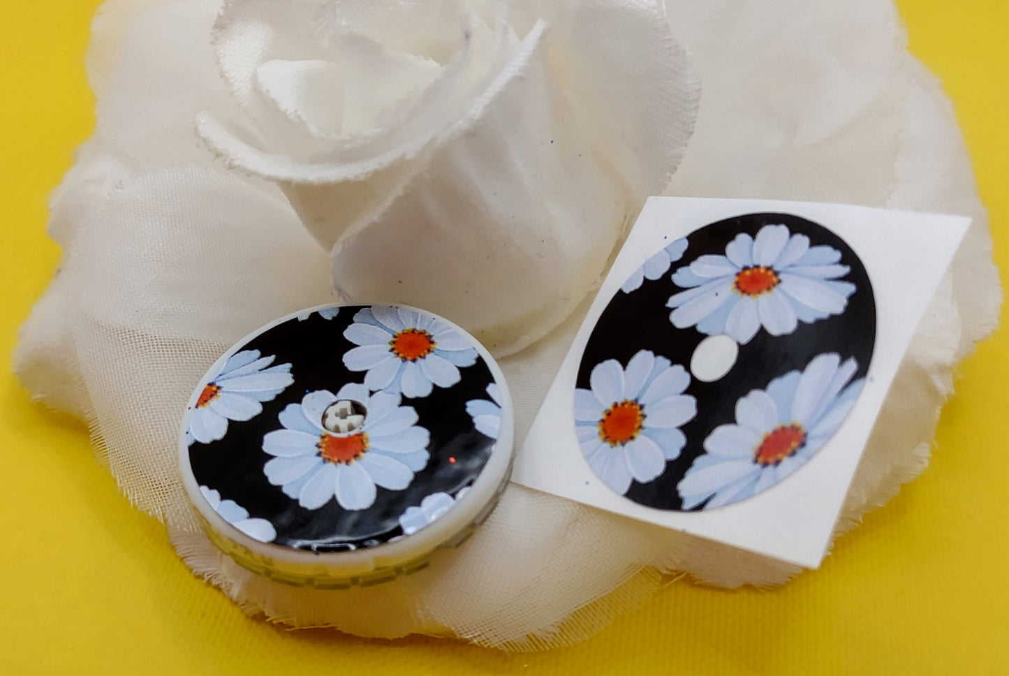 Daisy Pattern Libre Patch