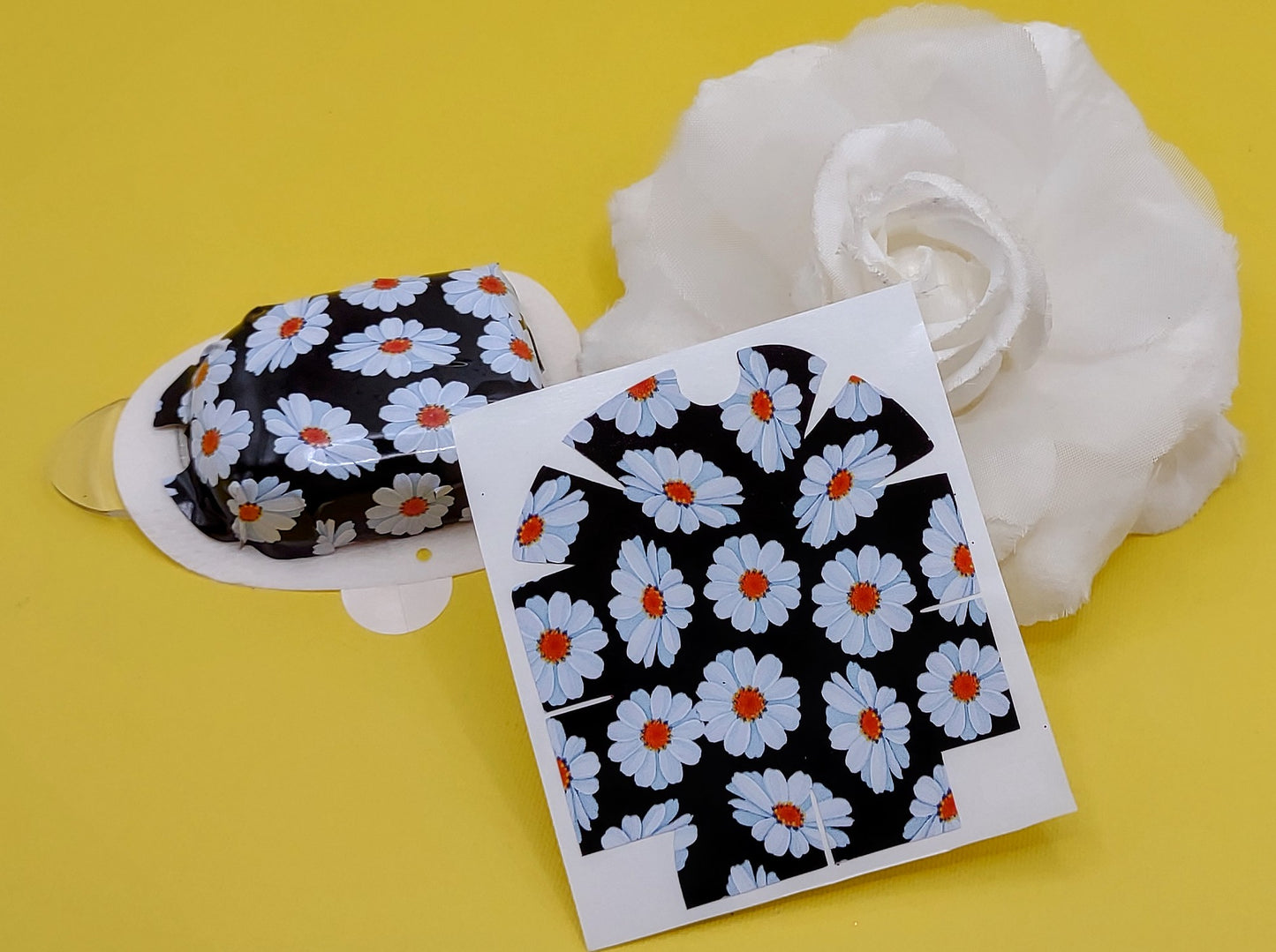Daisy Pattern Omnipod Patch